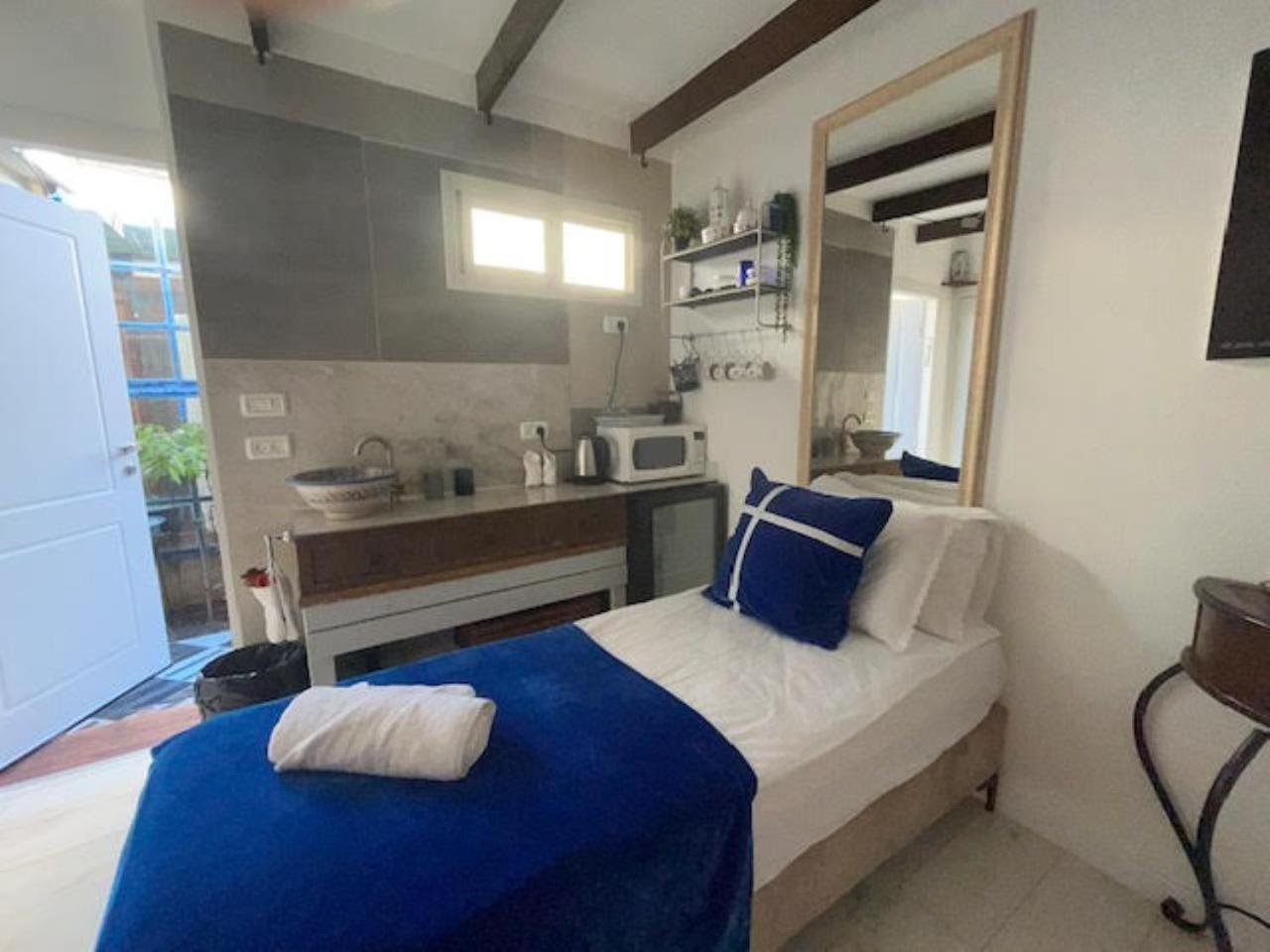 Bed and Breakfast Ahuzat Shaul Seaside Хадера Екстер'єр фото
